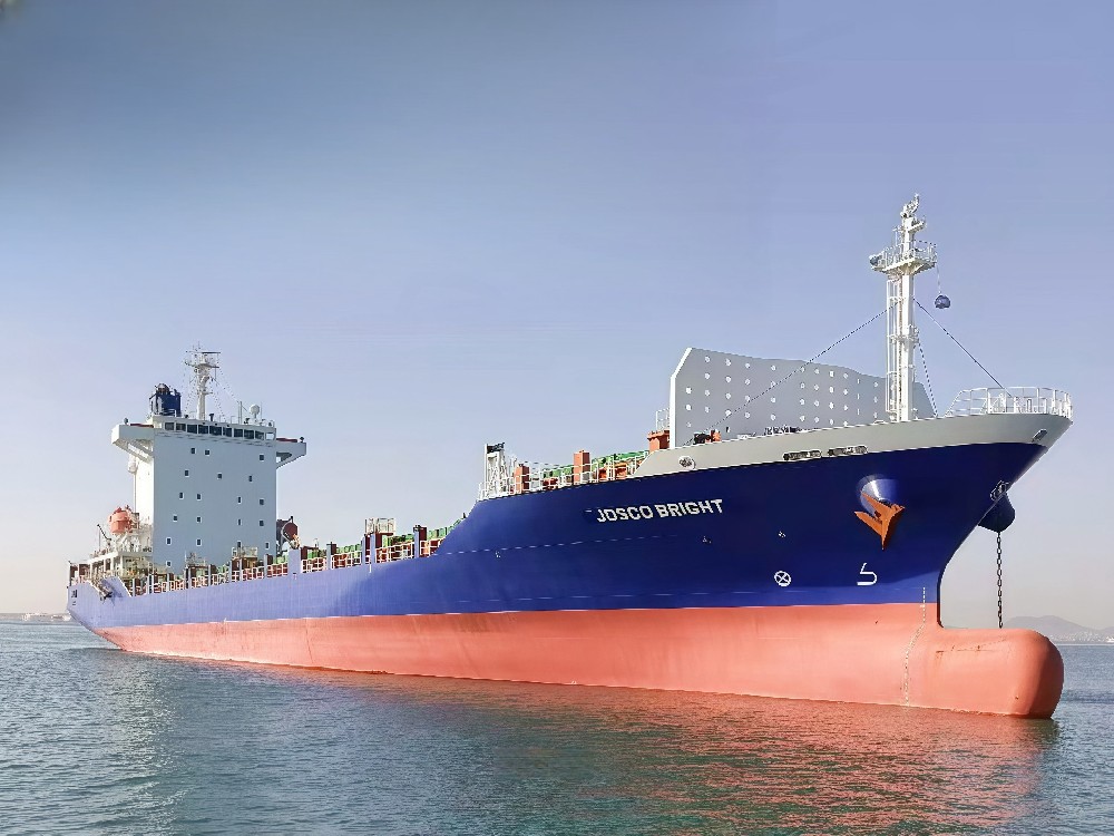 江蘇遠(yuǎn)洋所屬太海公司“江遠(yuǎn)遠(yuǎn)明” 輪投入運營 開啟自有船隊建設(shè)新征程