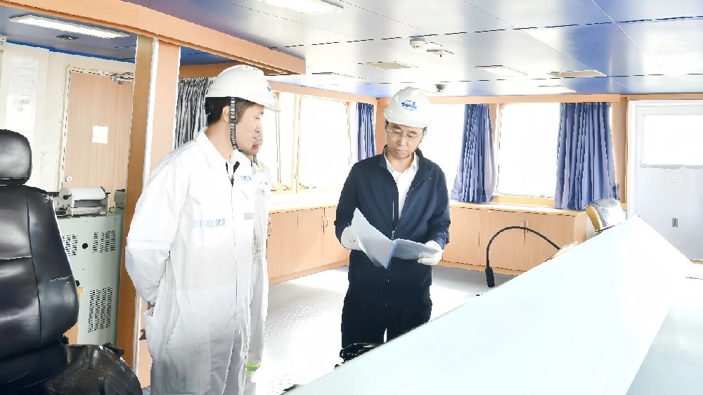 緊盯“最后一公里” 筑牢船舶安全運營根基——江蘇遠(yuǎn)洋開展“江遠(yuǎn)遠(yuǎn)瑞”輪船舶安全檢查
