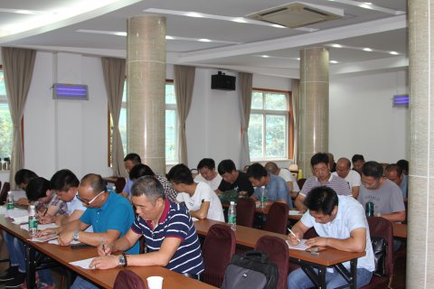 算好三筆賬 嚴(yán)守職業(yè)底線