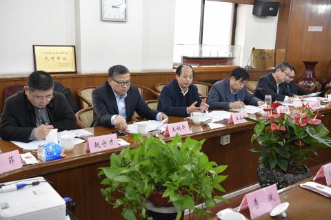 省港口集團王永安董事長一行對我司進行調研