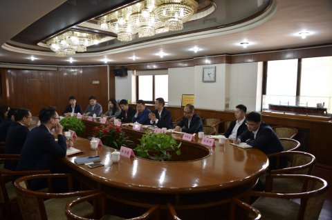 中信保江蘇分公司與中國(guó)銀行江蘇省分行來我司進(jìn)行合作洽談