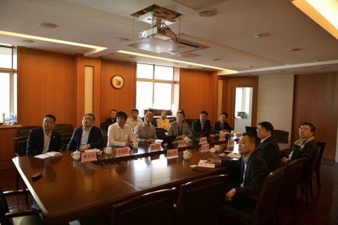 平安產(chǎn)險來公司進行業(yè)務交流