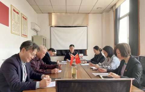 聚力微課堂 汲取正能量——新世紀(jì)張家港黨支部創(chuàng)新開展“百年黨史每周學(xué)”